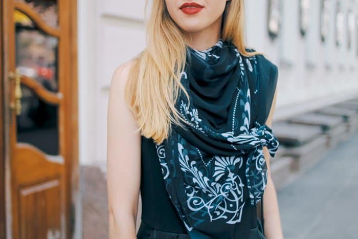 Free Women Trend Spain Desigual scarf  Delicate Comfortable Wrap big shawl scarf